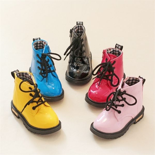 size2136 children girls martin boots pu leather waterproof winter kids snow rubber 220815, Black;grey
size2136 children girls martin boots pu leather waterproof winter kids snow rubber 220815, Black;grey