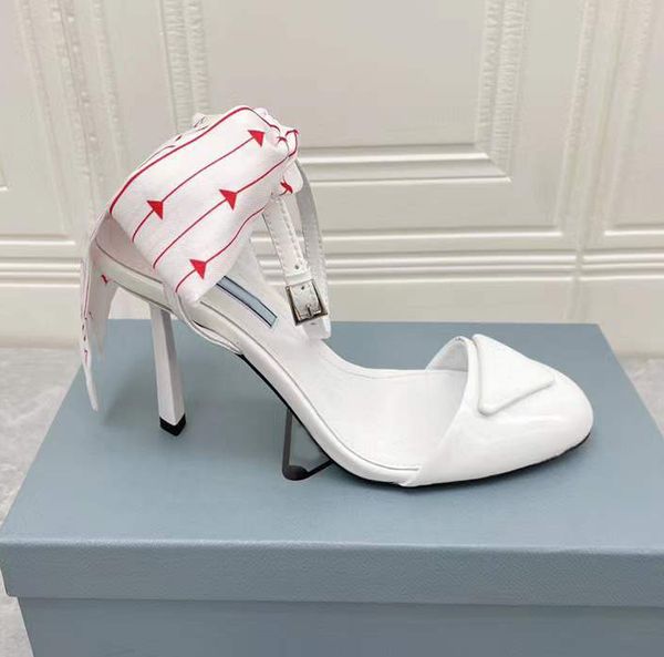 white patent leather bow decorated stiletto shoes pumps shoes spool heels sandals for women luxury designers dress shoe evening factory foot, Black
white patent leather bow decorated stiletto shoes pumps shoes spool heels sandals for women luxury designers dress shoe evening factory foot, Black