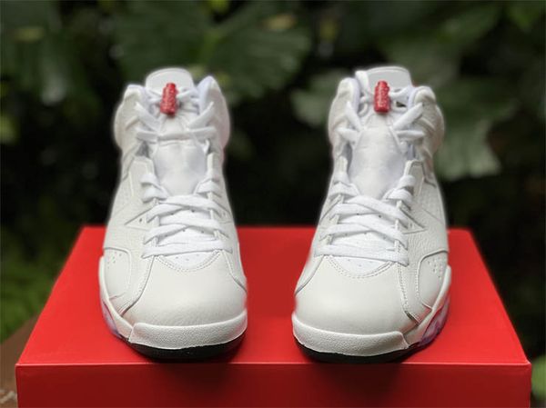 2022 air authentic 6 red oreo basketball shoes white university red black sneakers outdoor retro men women sports shoes with box
2022 air authentic 6 red oreo basketball shoes white university red black sneakers outdoor retro men women sports shoes with box