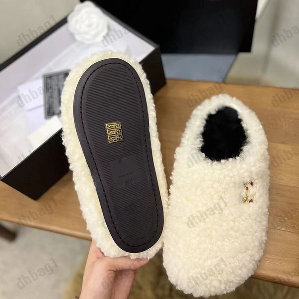 2022ss luxury womens wool slippers non-slip rubber outsole autumn winter sandals retro slide designer fashion mules classic white black flip
2022ss luxury womens wool slippers non-slip rubber outsole autumn winter sandals retro slide designer fashion mules classic white black flip