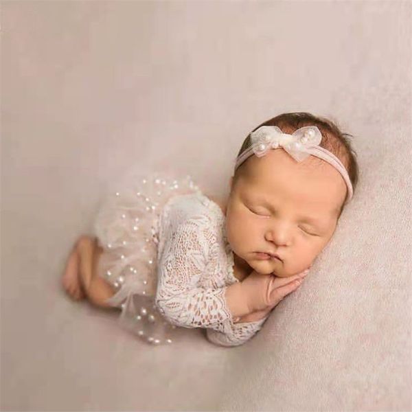 pography clothing bow pearl headbandromperskirt 3pcsset baby girl po props accessories born shoot clothes 220617, White
pography clothing bow pearl headbandromperskirt 3pcsset baby girl po props accessories born shoot clothes 220617, White