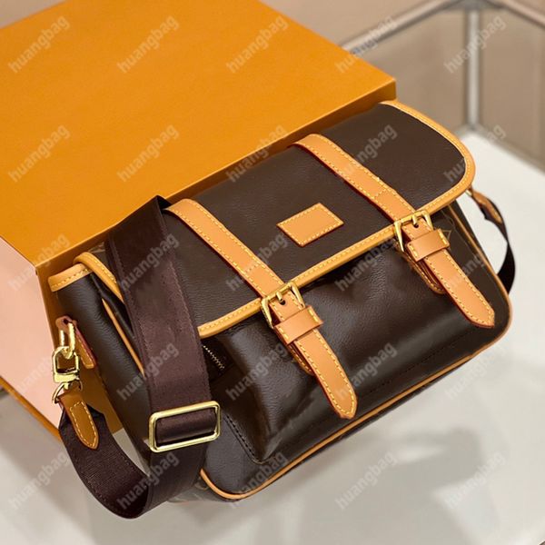 classic messenger bag men shoulder bags vintage handbag designer cross body leather handbags chest crossbody women purses underarm wallets
classic messenger bag men shoulder bags vintage handbag designer cross body leather handbags chest crossbody women purses underarm wallets
