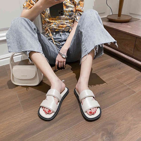 sandals spring and summer thick bottom flat heel sandals big head leather muller slippers for women, Black
sandals spring and summer thick bottom flat heel sandals big head leather muller slippers for women, Black