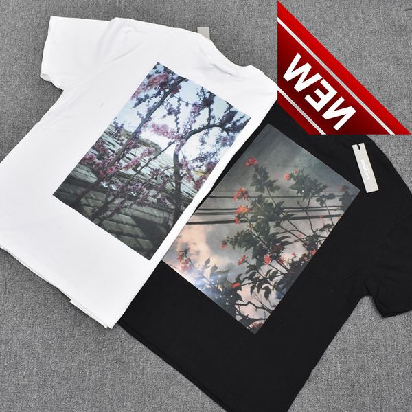 feel of god high street fog double thread essentials flower loose large short sleeve t-shirt, White;black
feel of god high street fog double thread essentials flower loose large short sleeve t-shirt, White;black