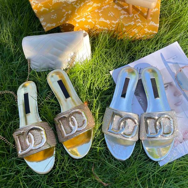 woman slipper summer rubber sandal beach slide fashion scuffs slippers indoor shoes metal logo sandals for women flip flops size eur 35-43, Black
woman slipper summer rubber sandal beach slide fashion scuffs slippers indoor shoes metal logo sandals for women flip flops size eur 35-43, Black
