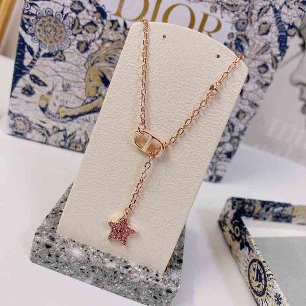 new women's letter diamond for girlfriend2022 luxury brand fashion design versatile necklace, Silver
new women's letter diamond for girlfriend2022 luxury brand fashion design versatile necklace, Silver
