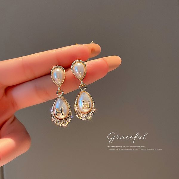 925 silver needle korean fashion personality earrings pearl diamond bow ear ring online influencer refined design earrings, Golden
925 silver needle korean fashion personality earrings pearl diamond bow ear ring online influencer refined design earrings, Golden