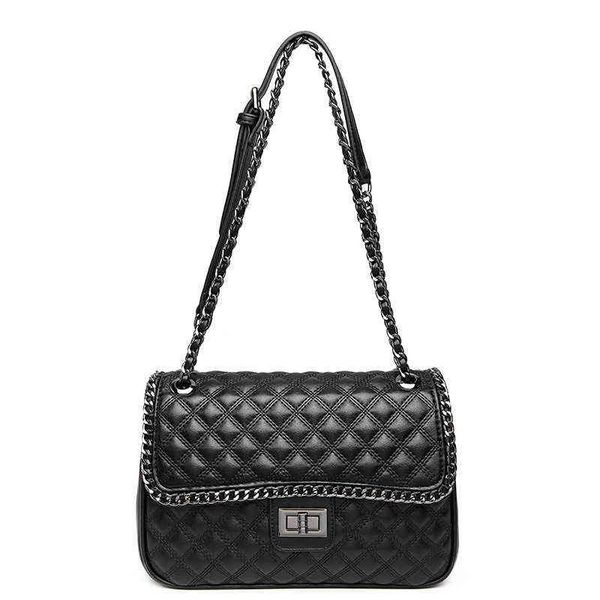 2021 popular women's bag new trend fashionable lingge small square simple single shoulder chain messenger
2021 popular women's bag new trend fashionable lingge small square simple single shoulder chain messenger