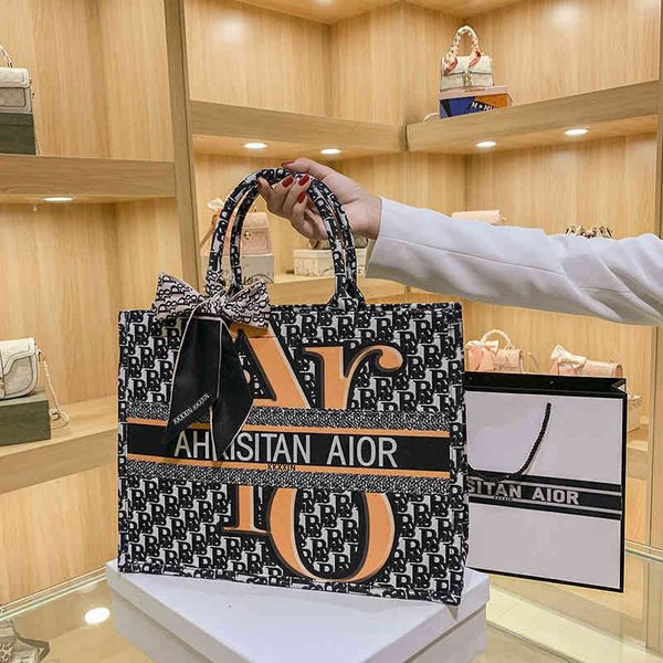 70% off design bags fashion foreign style capacity one shoulder handbag summer net red same letter graffiti
70% off design bags fashion foreign style capacity one shoulder handbag summer net red same letter graffiti