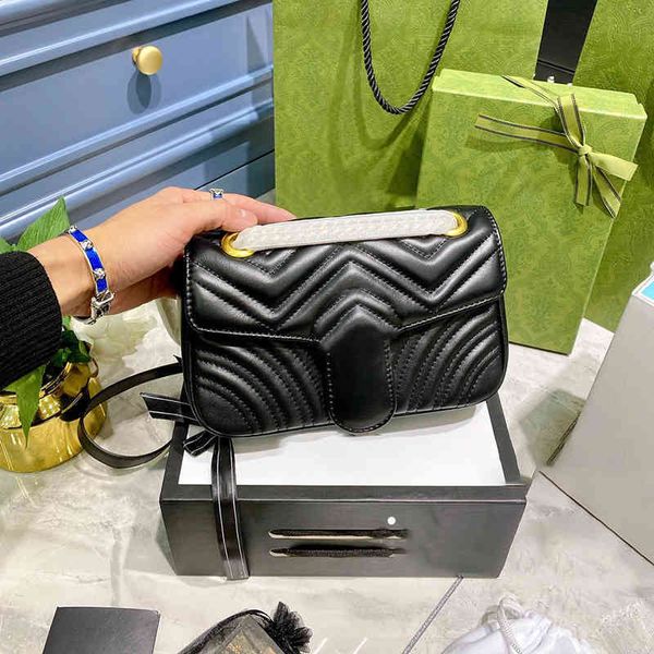 designer cross body luxury shoulder bags crossbody bag gold chain leather fashion brand 3 various styles different colors with the original
designer cross body luxury shoulder bags crossbody bag gold chain leather fashion brand 3 various styles different colors with the original