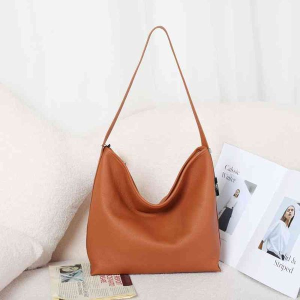 designer handbags leather women's bag french underarm fashion trend single shoulder
designer handbags leather women's bag french underarm fashion trend single shoulder