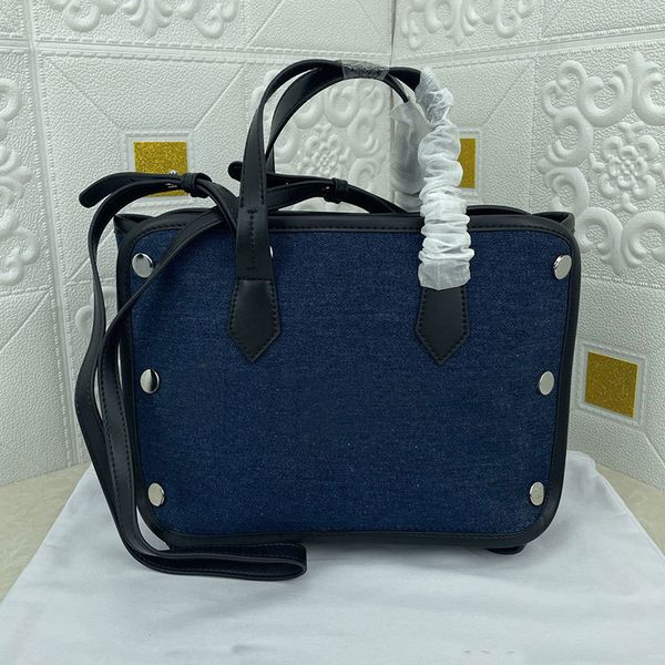 multi pochette large capacity real leather bag women luxurys designers bags 2022 handbags purses tote 19 handbag flap zhouzhoubao123 4ck6
multi pochette large capacity real leather bag women luxurys designers bags 2022 handbags purses tote 19 handbag flap zhouzhoubao123 4ck6