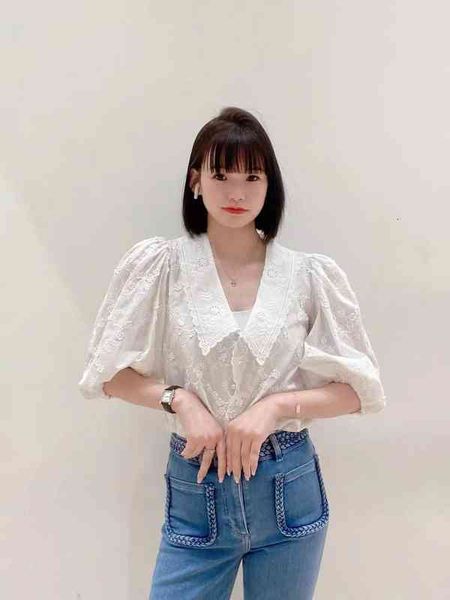 women's polos french single / spring elegance v-neck bubble sleeve embroidered sweet shirt top, White
women's polos french single / spring elegance v-neck bubble sleeve embroidered sweet shirt top, White