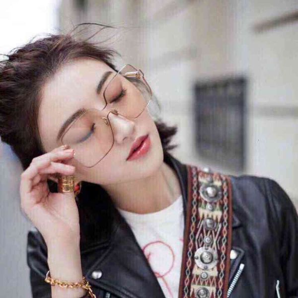 sunglasses d jelly color sunglasses, male framed box, net red tian jing baby, tiktok cd, White;black
sunglasses d jelly color sunglasses, male framed box, net red tian jing baby, tiktok cd, White;black