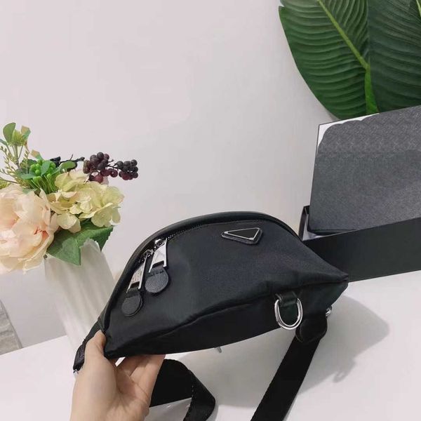 men woman 2005 edition leather waist bags canvas hobo shoulder bag for women chest pack lady tote chains handbags purse designer messenger
men woman 2005 edition leather waist bags canvas hobo shoulder bag for women chest pack lady tote chains handbags purse designer messenger