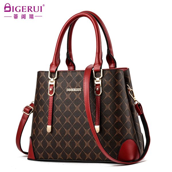 luxury designer messenger bag women's new shoulder bag printed crossbody bag fashion pvc middle-aged women's bag bucket bag womens
luxury designer messenger bag women's new shoulder bag printed crossbody bag fashion pvc middle-aged women's bag bucket bag womens