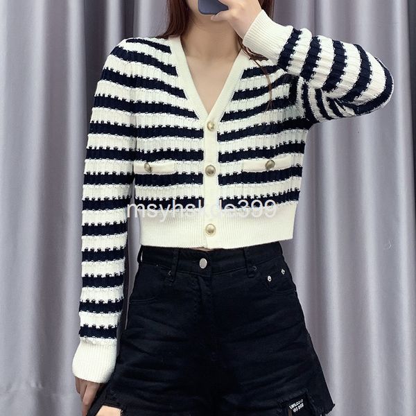 women's knits & tees blue and white stripes contrast sequins v-neck stripe short navel exposed long sleeved cardigan jacket sweater
women's knits & tees blue and white stripes contrast sequins v-neck stripe short navel exposed long sleeved cardigan jacket sweater