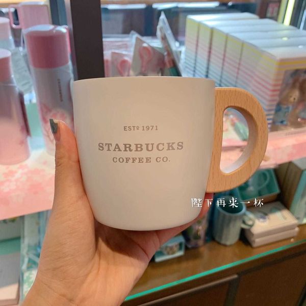 south korea starbucks cup 2020 wooden handle deskcup office drinking coffee cup ins355ml
south korea starbucks cup 2020 wooden handle deskcup office drinking coffee cup ins355ml
