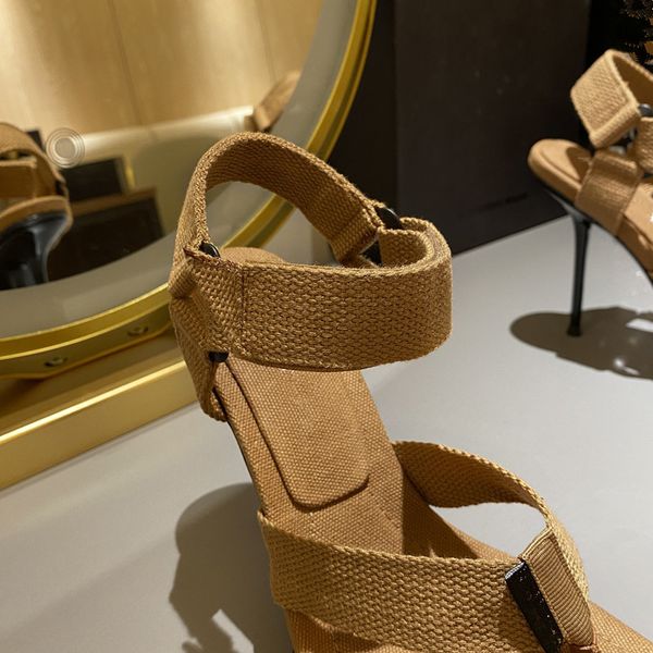 designer summer women sandals classical casual style party shopping essentials genuine leather heel 5.5cm 7.5cm .5cm size 35-40, Black
designer summer women sandals classical casual style party shopping essentials genuine leather heel 5.5cm 7.5cm .5cm size 35-40, Black