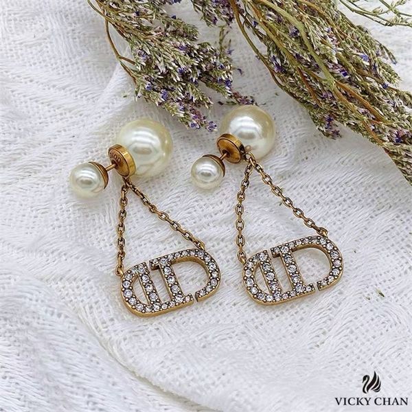 fine 70% off new chain temperament light luxury diamond pearl letter earrings jewelry, Silver
fine 70% off new chain temperament light luxury diamond pearl letter earrings jewelry, Silver