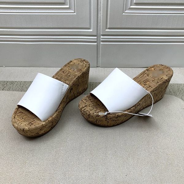2022 summer new wedge slippers leisure one pedal retro fish mouth sandals girl, Black
2022 summer new wedge slippers leisure one pedal retro fish mouth sandals girl, Black