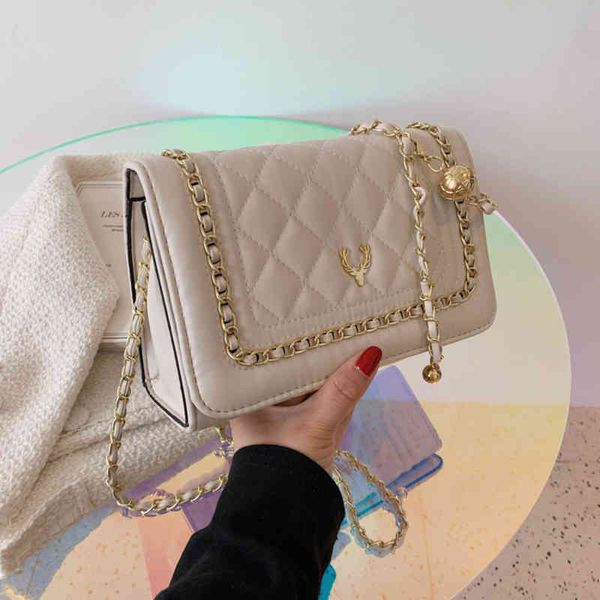 new diagonal cross small chain shoulder women's fashion women fashion trend dinner bag factory outlet
new diagonal cross small chain shoulder women's fashion women fashion trend dinner bag factory outlet