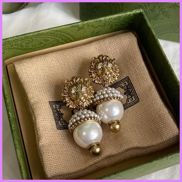 street fashion women earrings stud luxury designer jewelry pearl lion earring ladies ear studs retro designers g earrings 2208163d, Golden;silver
street fashion women earrings stud luxury designer jewelry pearl lion earring ladies ear studs retro designers g earrings 2208163d, Golden;silver