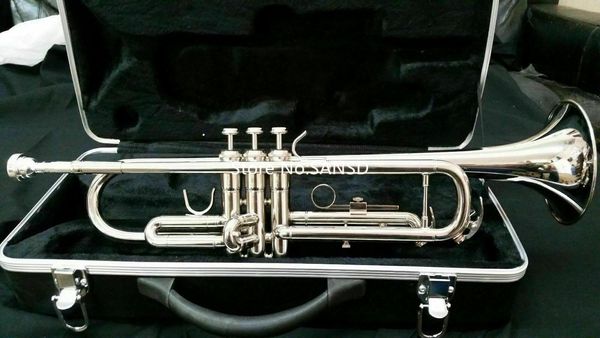 bb trumpet silver-plated brass trumpet professional musical instrument with case
bb trumpet silver-plated brass trumpet professional musical instrument with case