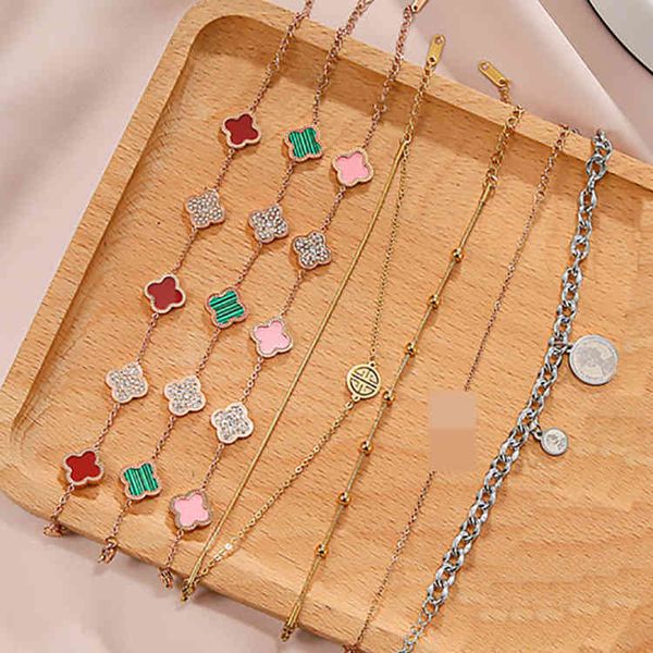 non fading titanium steel bracelet female minority dign feeling diamond inlaid clover bracelet personality net red high-grade jewelry, Golden;silver
non fading titanium steel bracelet female minority dign feeling diamond inlaid clover bracelet personality net red high-grade jewelry, Golden;silver