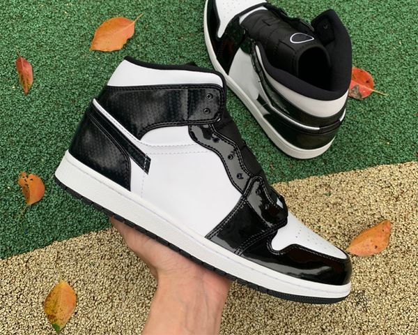 shoes jumpman 1 mid basketball 1s black white men women fashion trainers sneakers sports
shoes jumpman 1 mid basketball 1s black white men women fashion trainers sneakers sports