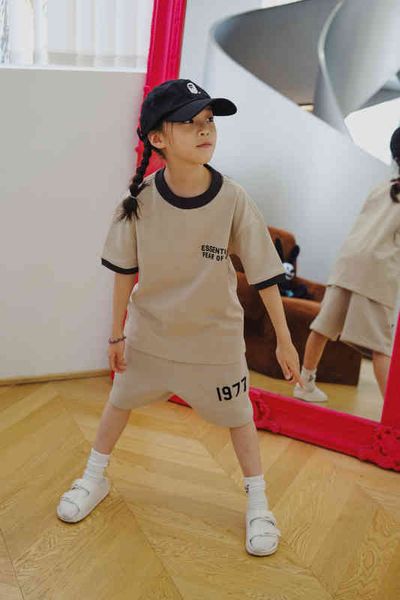 2022 new s children's wide thread color contrast short sleeve t-shirt two colors into 1977 parent-childeuropean american fashion all-ma, White
2022 new s children's wide thread color contrast short sleeve t-shirt two colors into 1977 parent-childeuropean american fashion all-ma, White