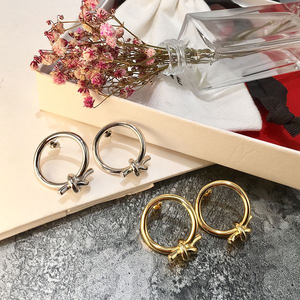 fahion stainless steel knotted hardwear earring 18k gold stud earrings rose gold luxury jewelry for woman, Golden;silver
fahion stainless steel knotted hardwear earring 18k gold stud earrings rose gold luxury jewelry for woman, Golden;silver