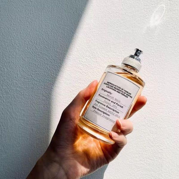perfume beach walk 100ml for women men spray parfum long lasting time smell high fragrance quality
perfume beach walk 100ml for women men spray parfum long lasting time smell high fragrance quality