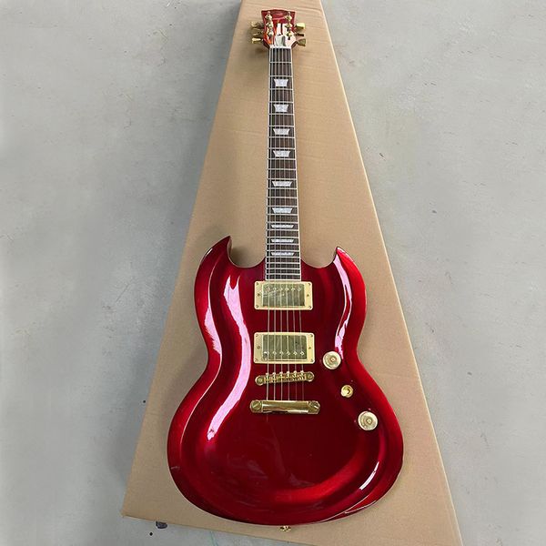 classic brand electric guitar, concave guitar, special-shaped high-end metal paint
classic brand electric guitar, concave guitar, special-shaped high-end metal paint