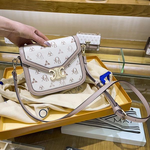 evening bags 2022 shoulder ladies bag light luxury niche design messenger women's fashionable small square women leather handbag
evening bags 2022 shoulder ladies bag light luxury niche design messenger women's fashionable small square women leather handbag