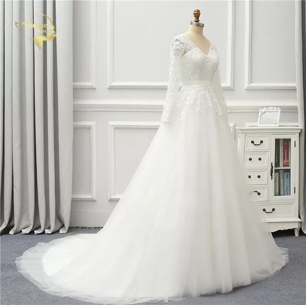 tulle v neck a-line long sleeves wedding dresses backless lace appliques court train bridal gown customized robe de mariage wedding gown, White
tulle v neck a-line long sleeves wedding dresses backless lace appliques court train bridal gown customized robe de mariage wedding gown, White