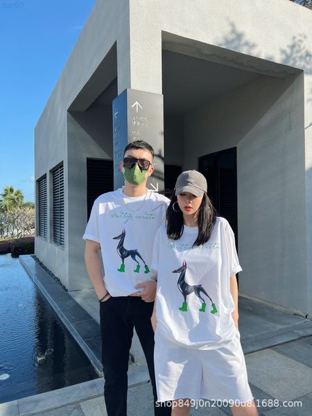 women's t-shirt designer 2022ss spring / summer new classic handwritten italian style hound men's and women's versatile short, White
women's t-shirt designer 2022ss spring / summer new classic handwritten italian style hound men's and women's versatile short, White