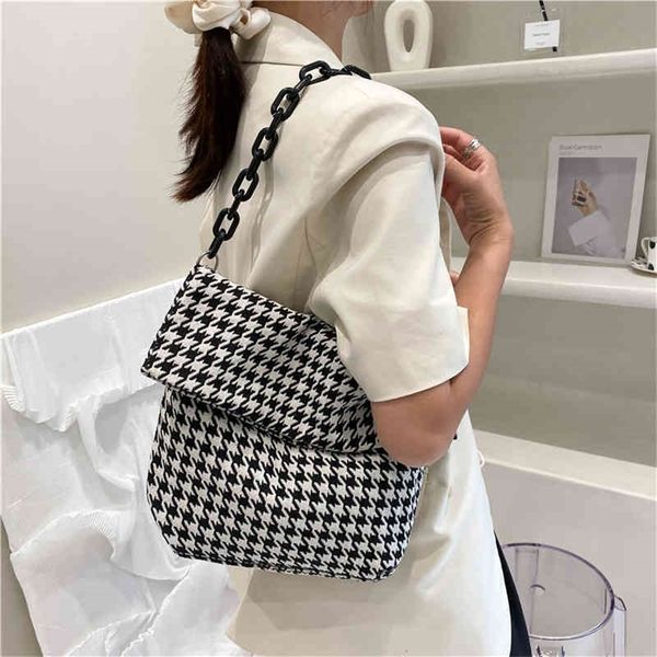 spring and summer new thousand check tide chain one large capacity postman ins 80% off purse sales
spring and summer new thousand check tide chain one large capacity postman ins 80% off purse sales