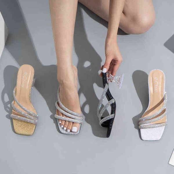 heels 2022 fashion crystal diamond flashy toe, wearing square head thick high-heeled sandals, female, Black
heels 2022 fashion crystal diamond flashy toe, wearing square head thick high-heeled sandals, female, Black