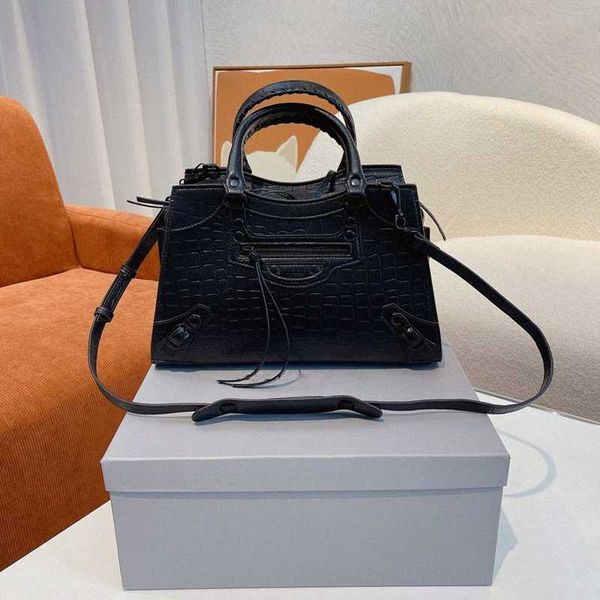 designer neo classic bag women handbags crossbody motorcycle bags genuine mini leather fashion trend ladies black handle purses z29b#
designer neo classic bag women handbags crossbody motorcycle bags genuine mini leather fashion trend ladies black handle purses z29b#
