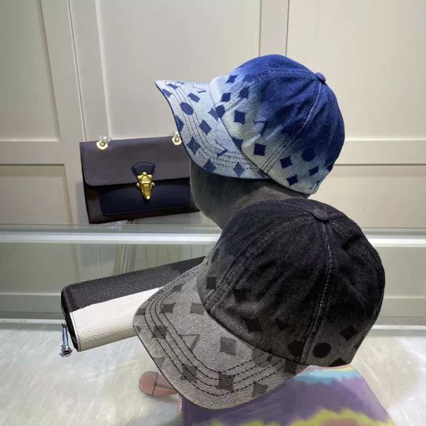 stingy brim hats ball caps designer ball caps fashion letter pattern hat gradients design for man woman adjustable cap 2 colors quality, Blue;gray
stingy brim hats ball caps designer ball caps fashion letter pattern hat gradients design for man woman adjustable cap 2 colors quality, Blue;gray