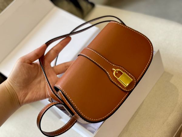 women's wedding evening bags fashion luxury designer underarm bag leather buckle shoulder bags
women's wedding evening bags fashion luxury designer underarm bag leather buckle shoulder bags