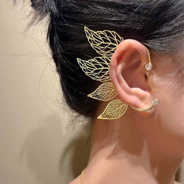retro hollow out leaves ear cuff women no hole wings hanging crystal clips on earrings european large non-piercing plant leaf ear clip jewel, Silver
retro hollow out leaves ear cuff women no hole wings hanging crystal clips on earrings european large non-piercing plant leaf ear clip jewel, Silver