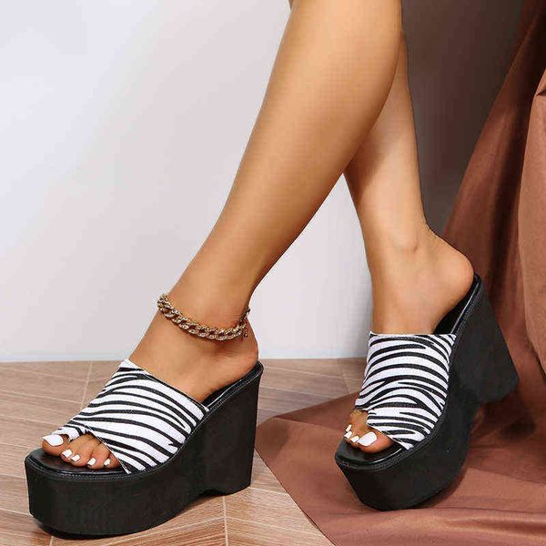 women summer elegant high platform slippers women sandalias mujer solid high heels sandals 2022, Black
women summer elegant high platform slippers women sandalias mujer solid high heels sandals 2022, Black