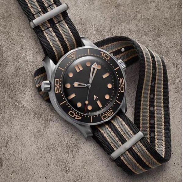 luxury watch ceramic bezel nttd 42mm no time to die men orologio sapphire mens watches automatic movement mechanical james bond 007 nato 300, Slivery;brown
luxury watch ceramic bezel nttd 42mm no time to die men orologio sapphire mens watches automatic movement mechanical james bond 007 nato 300, Slivery;brown