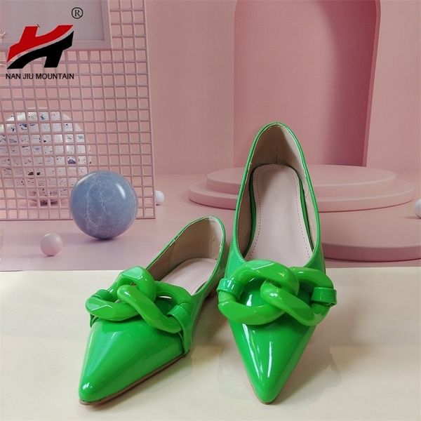 flat shoe simple pointed single shoes solid color spring and autumn chain decoration plus size 42 220720, Black
flat shoe simple pointed single shoes solid color spring and autumn chain decoration plus size 42 220720, Black
