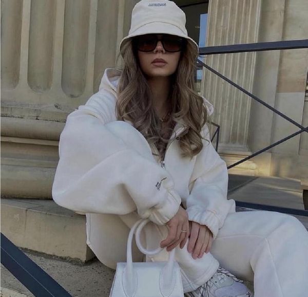 2022 designers caps hats mens bonnet beanies graffiti bucket hat womens cap snapbacks fedora fitted hats woman luxurys sunhat pink, Blue;gray
2022 designers caps hats mens bonnet beanies graffiti bucket hat womens cap snapbacks fedora fitted hats woman luxurys sunhat pink, Blue;gray