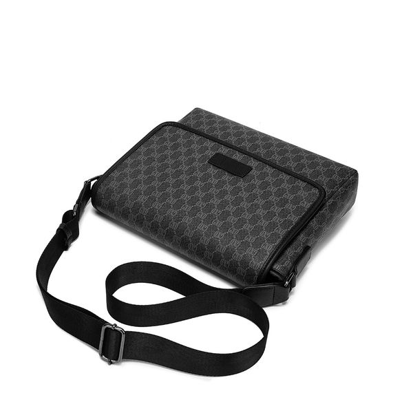 luxurys designers mens shoulder bags canvas leather designers women messenger bag trip postman classic handbag briefcase crossbody good qual
luxurys designers mens shoulder bags canvas leather designers women messenger bag trip postman classic handbag briefcase crossbody good qual