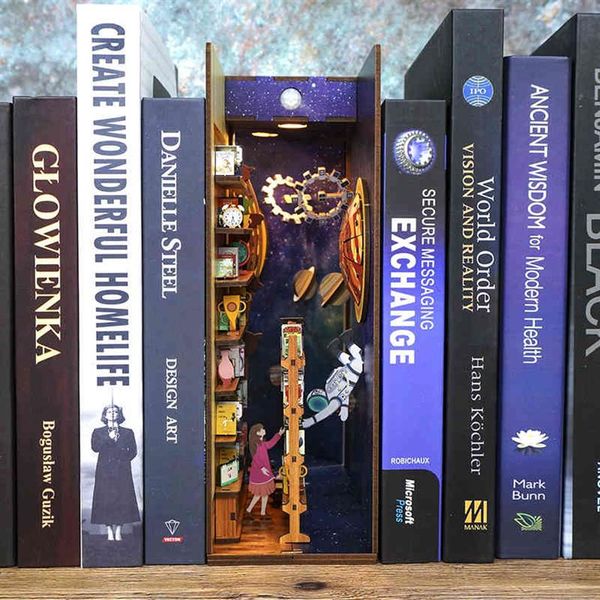 diy wooden book nook dollhouse with light kit assembled miniature with furniture accessories doll house toys gifts famous books y0284j
diy wooden book nook dollhouse with light kit assembled miniature with furniture accessories doll house toys gifts famous books y0284j