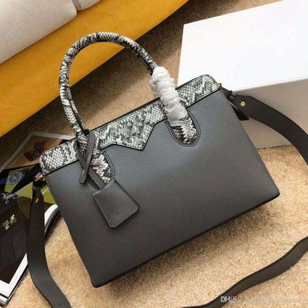 totes evening bags handbags luxury designer handbag women's shoulder bags leather crossbody classic retro design 31cm fashion bag pf 50
totes evening bags handbags luxury designer handbag women's shoulder bags leather crossbody classic retro design 31cm fashion bag pf 50